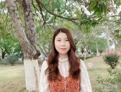 黄女士