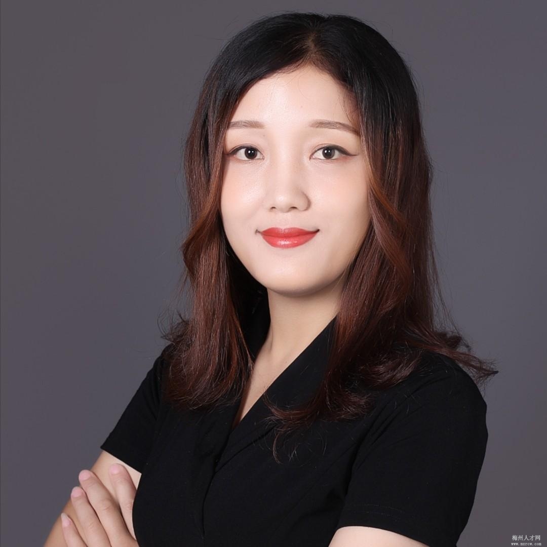 曾女士